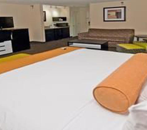 Best Western Plus Searcy Inn - Searcy, AR