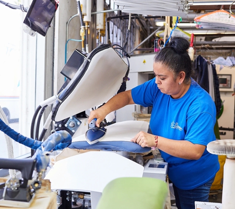 Steamer Cleaners - Sherman Oaks, CA