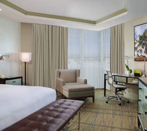 DoubleTree by Hilton Hotel Miami Airport & Convention Center - Miami, FL