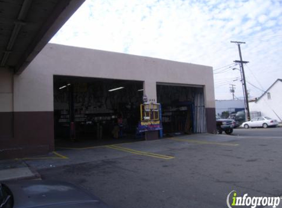 Muffler King & Transmissions - San Fernando, CA