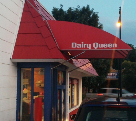 Dairy Queen Grill & Chill - Chicago, IL