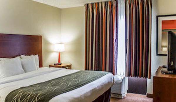 Comfort Inn Fayetteville West Near Fort Liberty - Fayetteville, NC