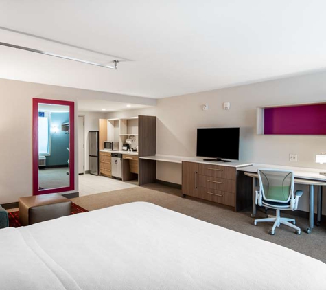 Home2 Suites by Hilton Phoenix Airport North - Phoenix, AZ