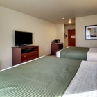 Castle Rock Inn & Suites