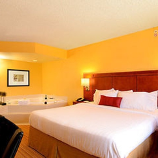 Courtyard by Marriott - Frederick, MD