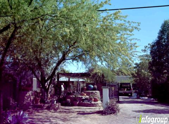 Plants For the Southwest and Living Stones Nursery - Tucson, AZ