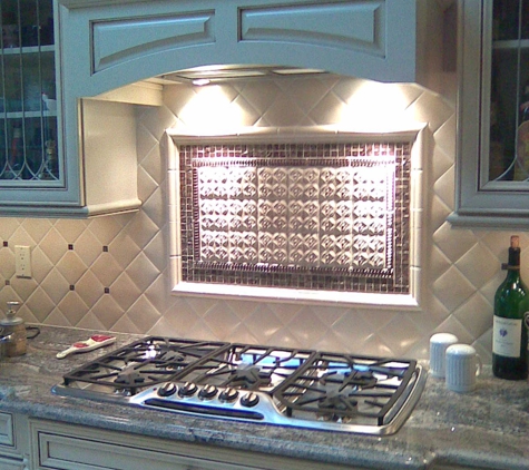 Kalinka Homes LLC - Toms River, NJ. Mantoloking tile backsplash