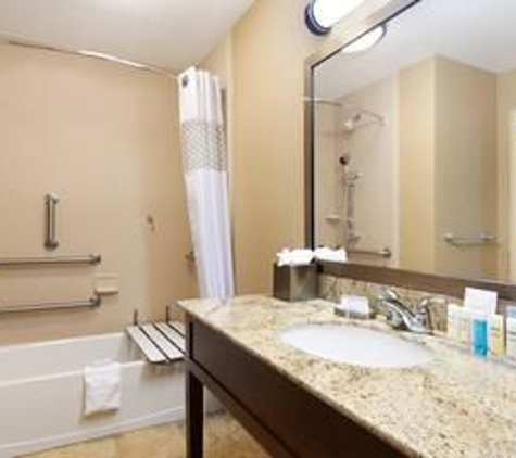 Hampton Inn & Suites Williston - Williston, ND