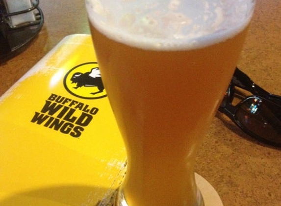 Buffalo Wild Wings - Murrieta, CA