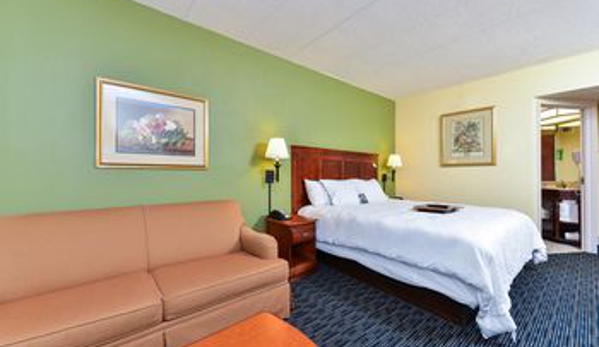 Hampton Inn & Suites Valley Forge/Oaks - Phoenixville, PA