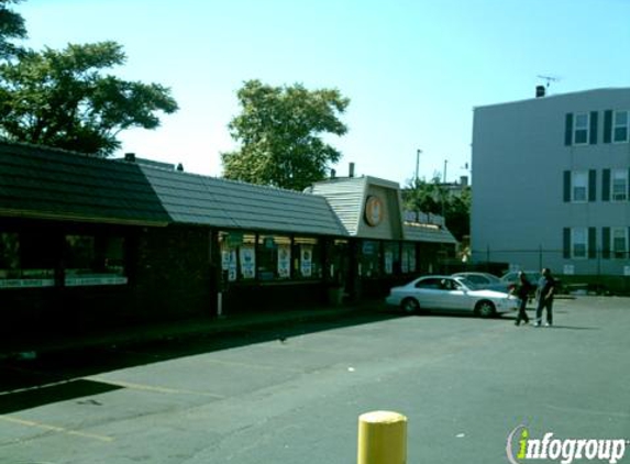 Maverick Market - Boston, MA