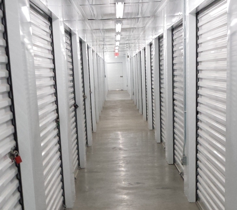 AAA Safgard Storage - Paris, TX