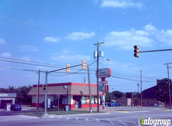 Lisa's Fried Chicken - Fort Worth, TX