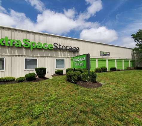 Extra Space Storage - Deer Park, NY