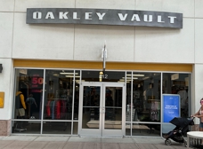 Oakley Vault, 1 Premium Outlets Blvd Tinton Falls, NJ