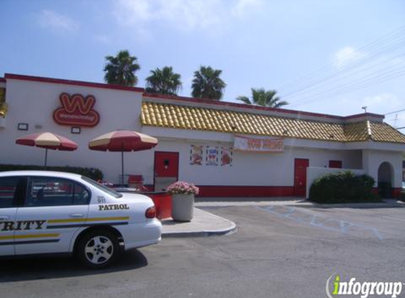 Wienerschnitzel - Oceanside, CA