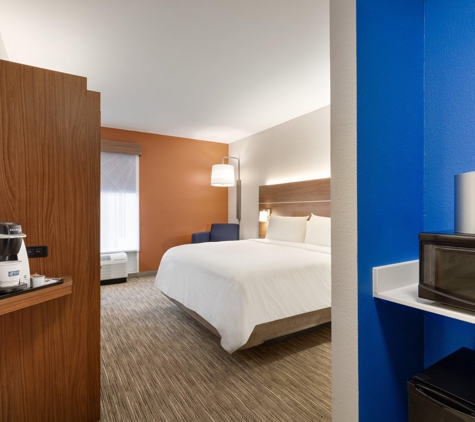 Holiday Inn Express & Suites Opelika Auburn - Opelika, AL