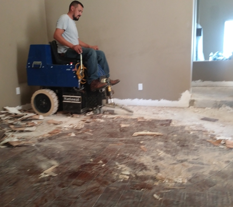Royal Wood Flooring - Phoenix, AZ. Cheap wood flooring removal tear out
Phoenix AZ
602-446-2613