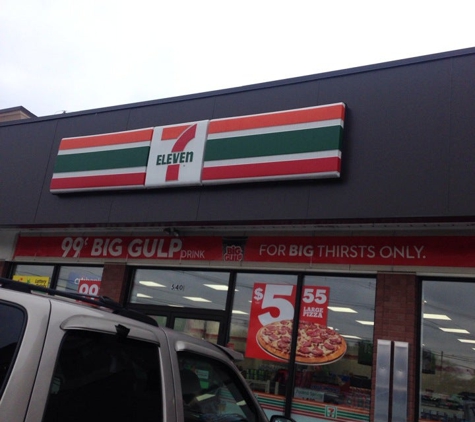 7-Eleven - Pompton Plains, NJ