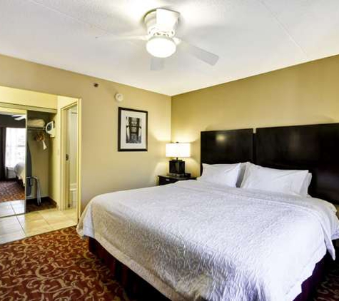 Hampton Inn & Suites Memphis East - Memphis, TN