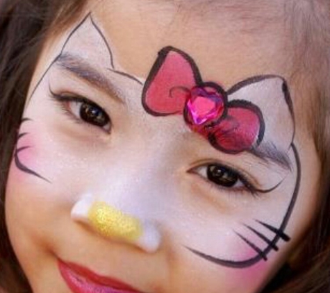 Happy Time Face Painting - yuma, AZ. When pricing face painting work make sure you compare apples to apples.  We offer the best professional and friendly service. Call us now!