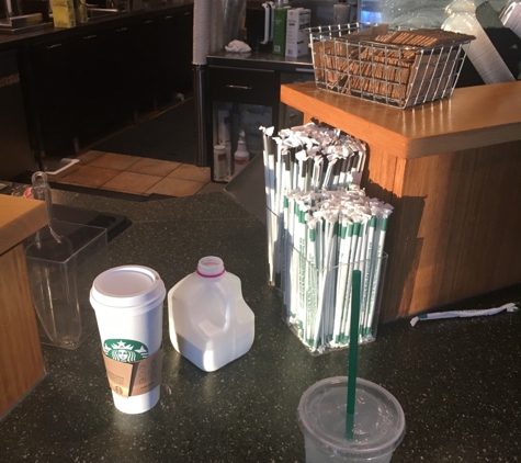 Starbucks Coffee - Leawood, KS