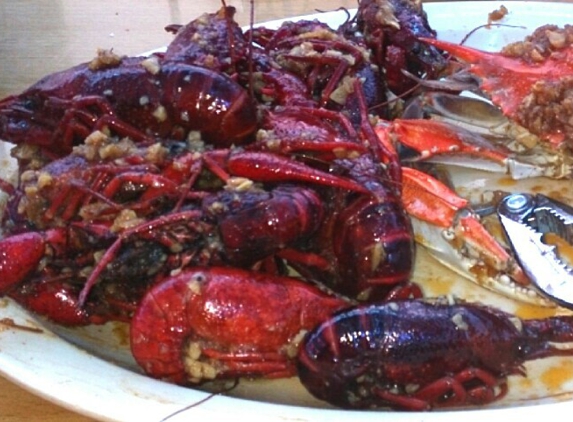 New Louisiana Crawfish Boil - Houston, TX. I was referred here and the food was great!