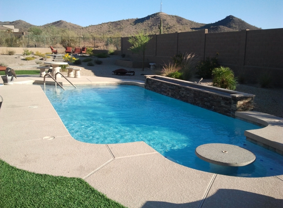 Desert Diamond Pool Service - Glendale, AZ