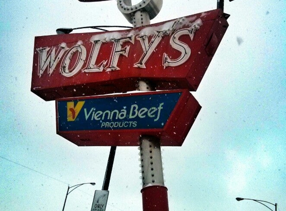 Wolfy's - Chicago, IL