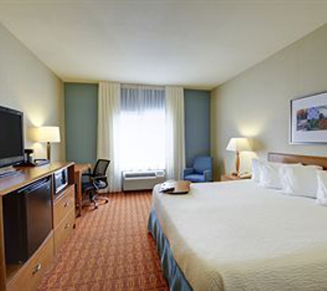 Fairfield Inn & Suites - Warner Robins, GA