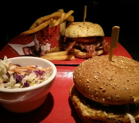 Red Robin Gourmet Burgers - Saint Petersburg, FL