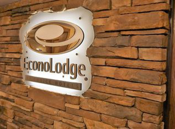 Econo Lodge - Rochester, MN