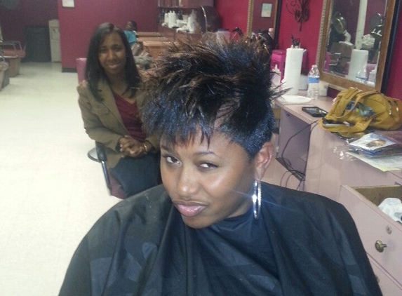 Dreamgirls Styling Studio - Greensboro, NC