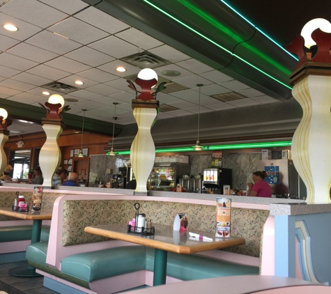 Quakertown Family Restaurant - Quakertown, PA