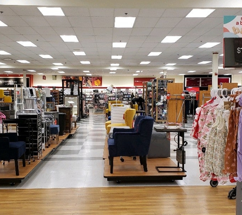 T.J. Maxx - Benton Harbor, MI