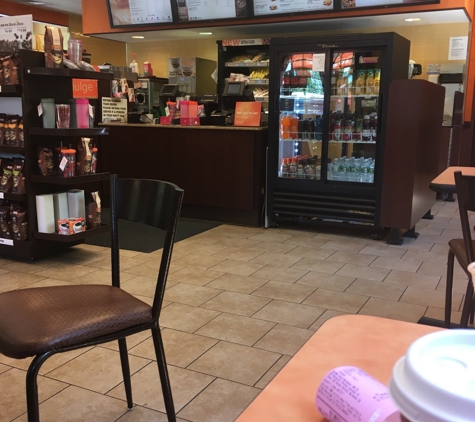 Dunkin' - Canton, CT