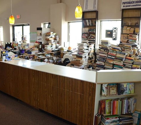 The Book Market Sales And Trading Center - Crest Hill, IL