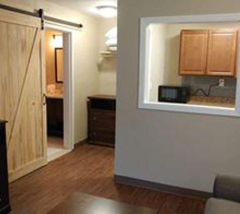 Dogwood Inn and Suites - Richmond Hill, GA