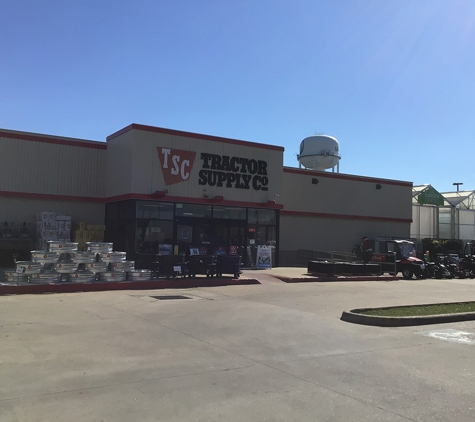 Tractor Supply Co - Lake Jackson, TX