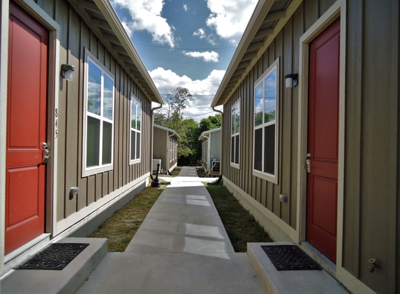 The Cottages of Karnes City - Karnes City, TX