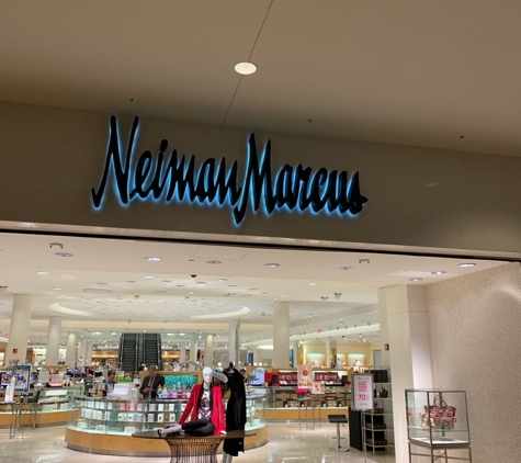 Neiman Marcus - Orlando, FL