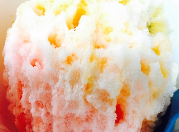 Brian's Shaved Ice - Tarzana, CA