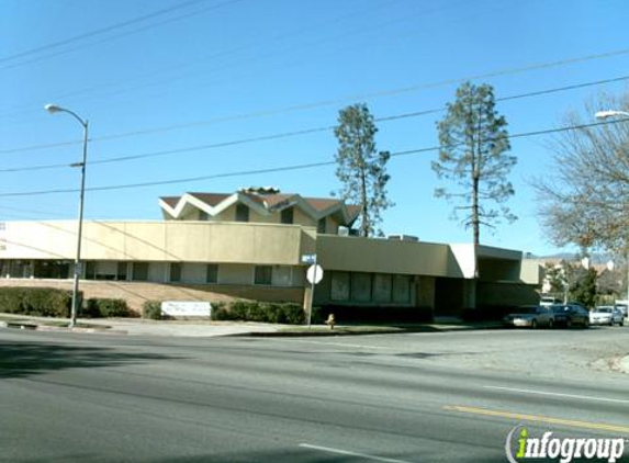 Spinal Touch - Reseda, CA