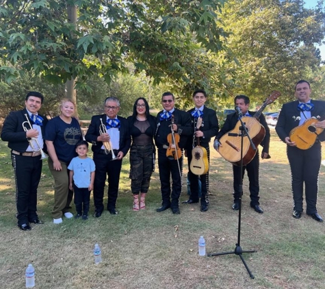 Mariachi Los Gallitos - Los Angeles, CA