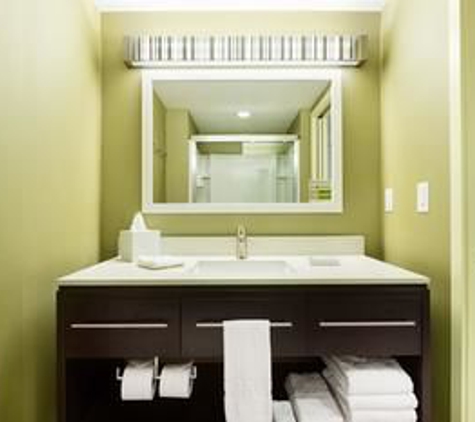 Home2 Suites by Hilton Omaha West, NE - Omaha, NE