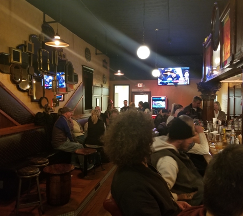 O'huids Gaelic Pub - Lancaster, OH