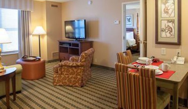 Homewood Suites by Hilton Pensacola-Arpt (Cordova Mall Area) - Pensacola, FL