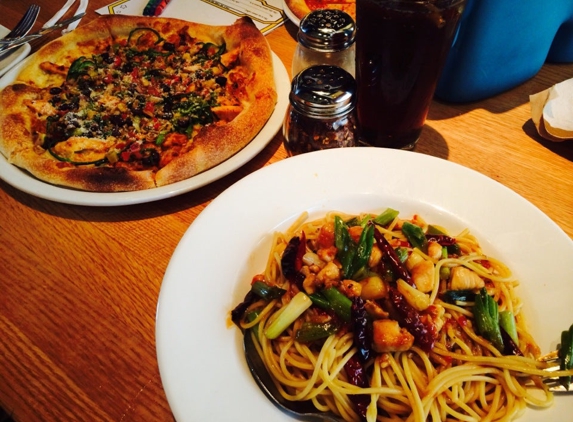 California Pizza Kitchen - Bethesda, MD