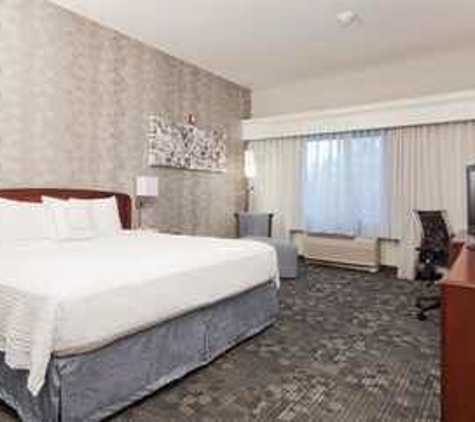 Courtyard by Marriott - Palmdale, CA