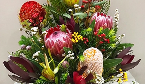 Emu Florist